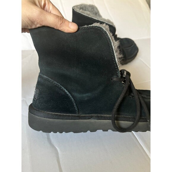 UGG Diara Black Suede Lace-Up Boots size 8 - Picture 7 of 11